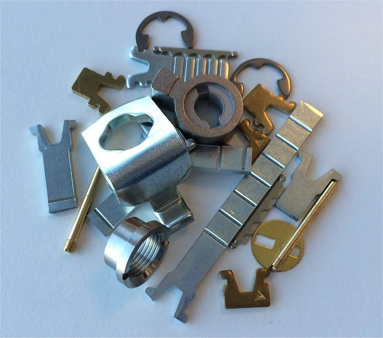 ASSA BEHØRSETT 2456 MS FKRMATT OBS OBS MED 90 MM KAPPESKRUER