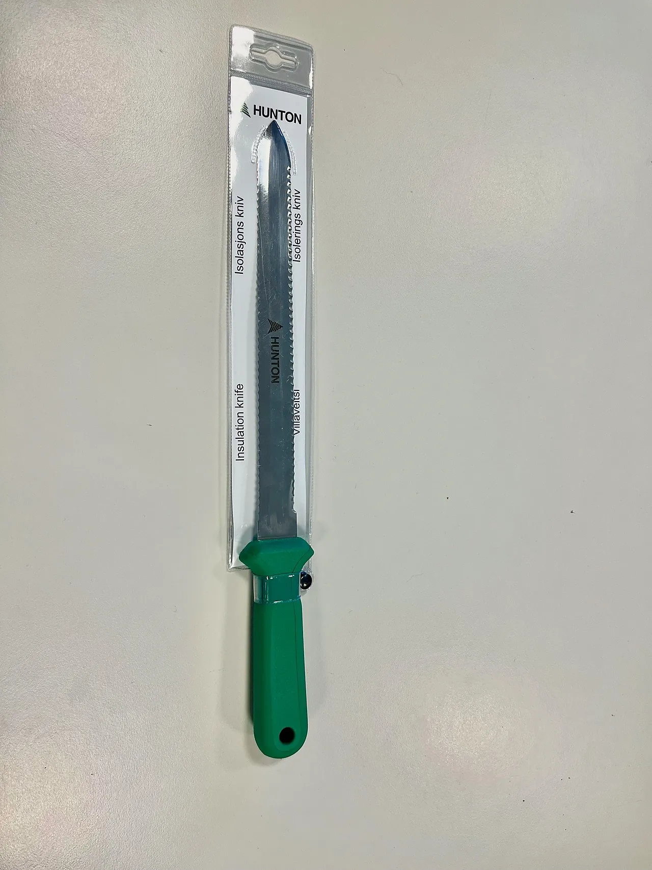 Kniv for trefiberisolasjon kort