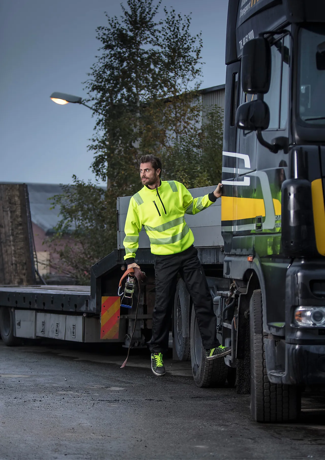 You dalby genser m.zip 4685 gul S null - null - 2 - Miniatyr