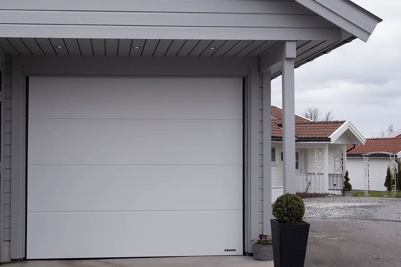 Garasjeport stål snp 250x210 9016s slettpanel hvit silkline null - null - 2 - Miniatyr