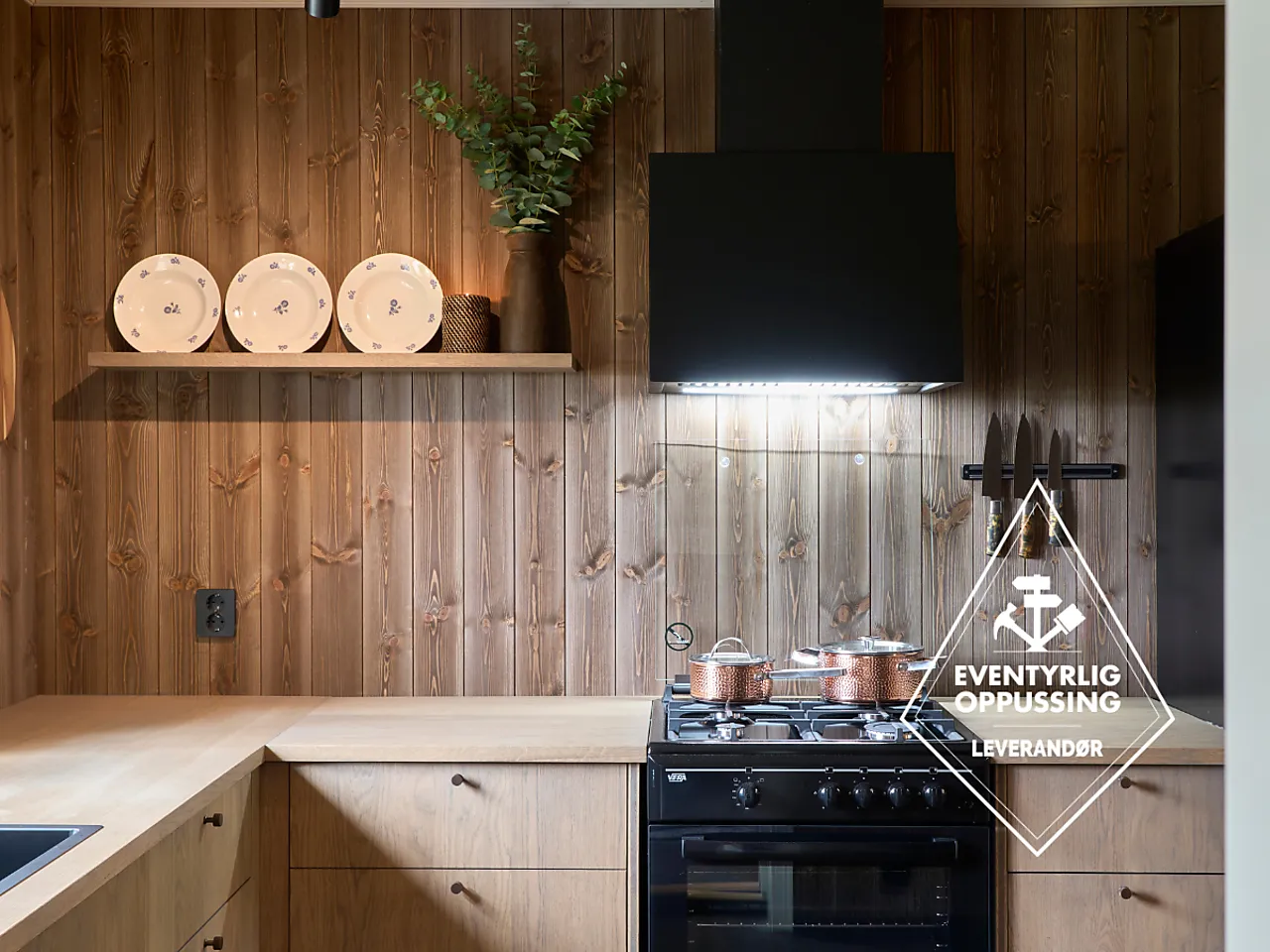 Panel låve/sprekk 14x145 mm furu natur - beiset Tyribrun null - null - 2 - Miniatyr