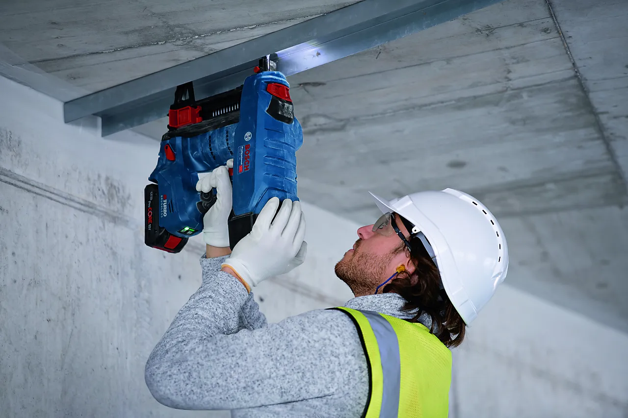 Spikerpistol betong 18V-38 uten batteri i XL-boxx null - null - 2 - Miniatyr