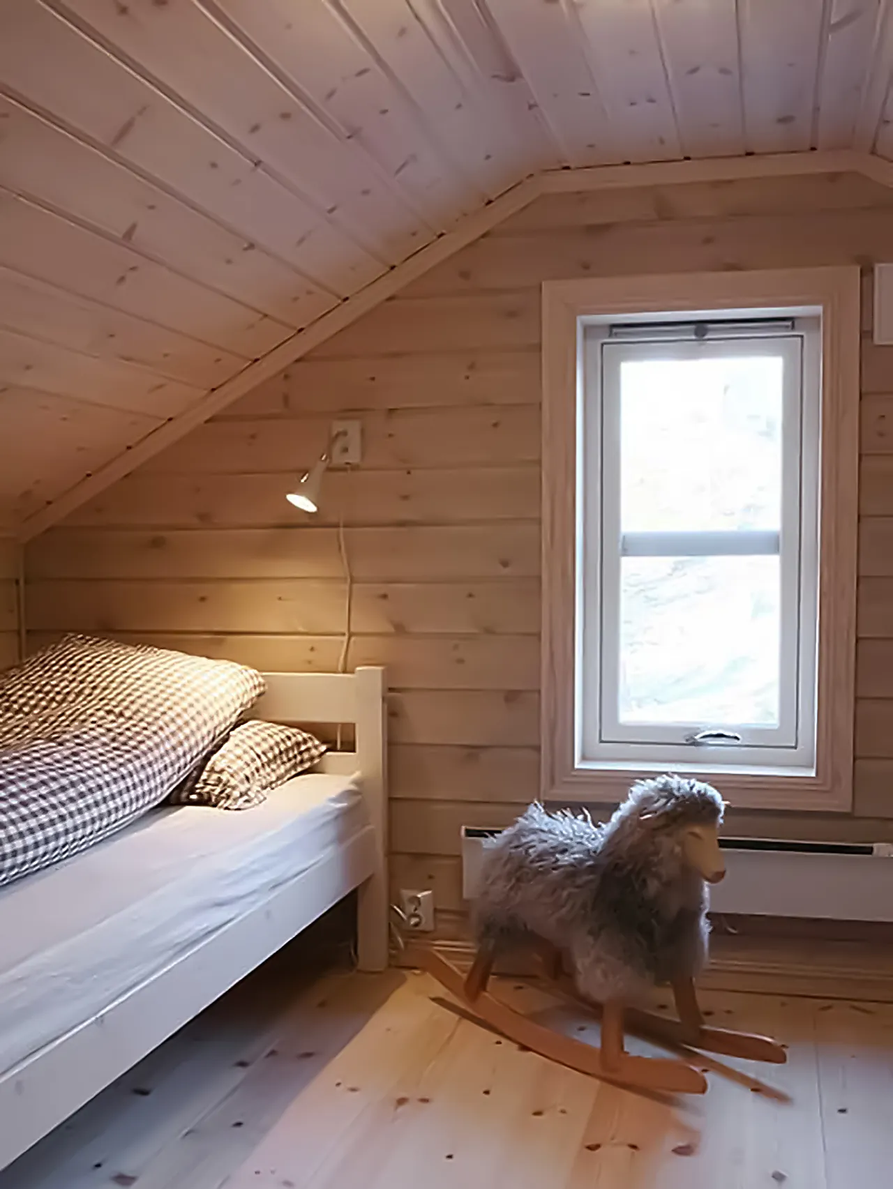 Skyggepanel furu 14x120 rett null - null - 2 - Miniatyr