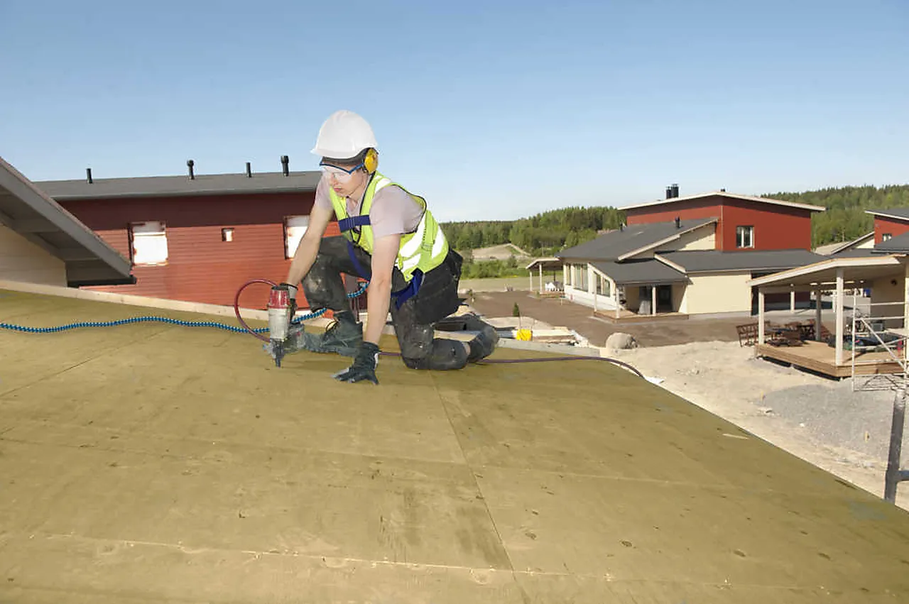 Kryssfiner konstruksjon TG4 Weatherguard 18x2410x610 mm null - null - 2 - Miniatyr