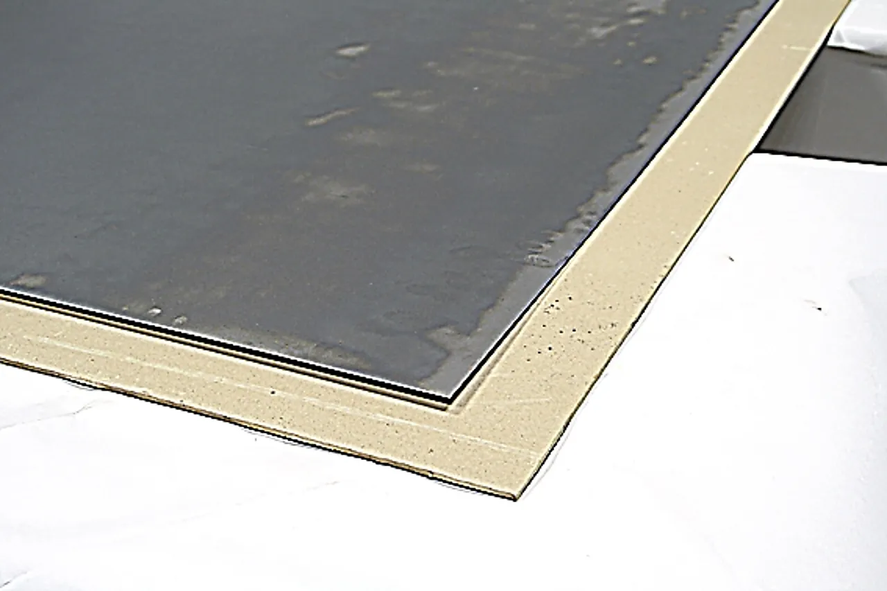 FIREFLYPLATER 1000X1000X4 HAMMERSTRØM