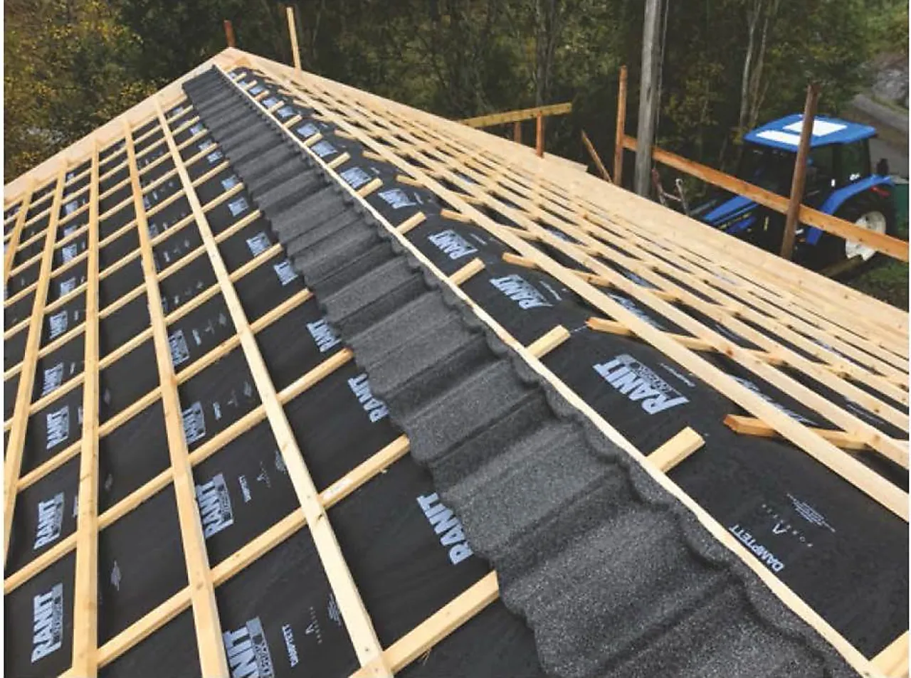 Undertakplate 2x1300x2500 mm vanntett svart PE belegg null - null - 3 - Miniatyr