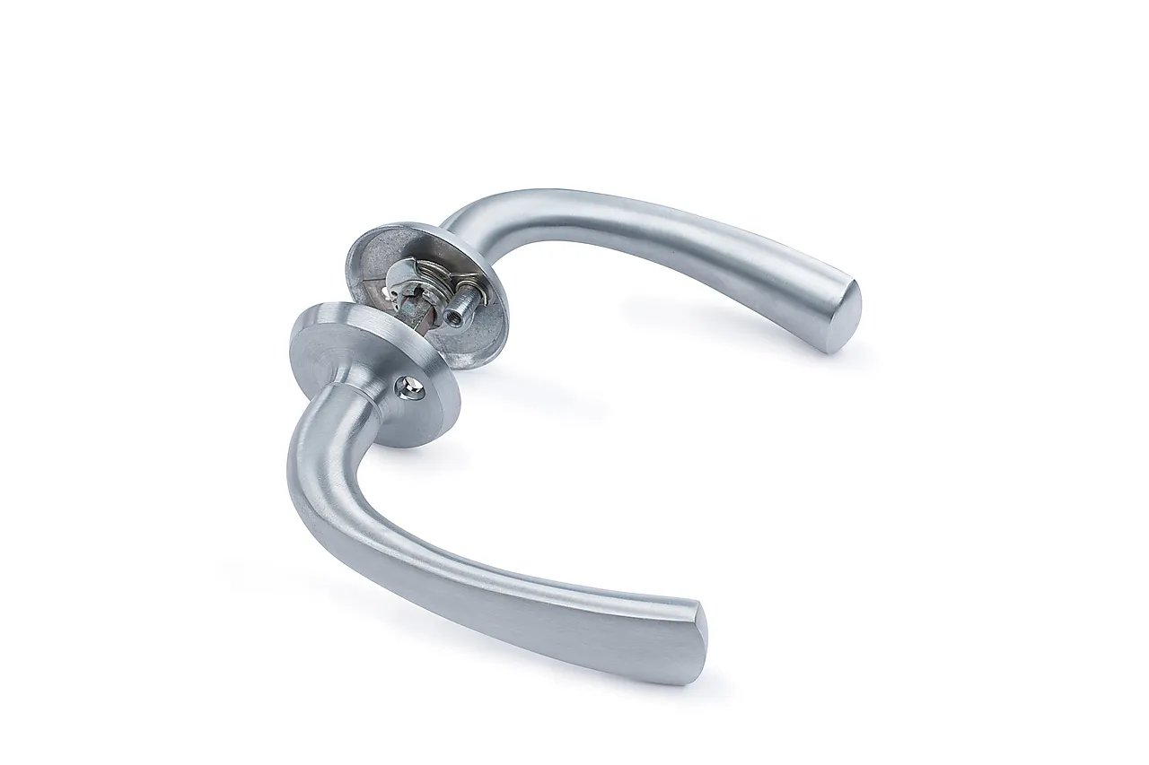 Dørhåndtak  ytterdør børstet krom nr 6