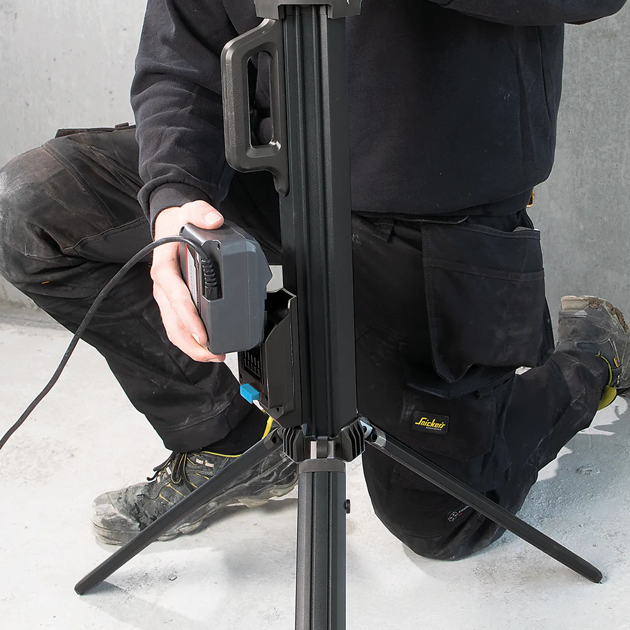 Lyskaster Tower 8 Connect med Stativ