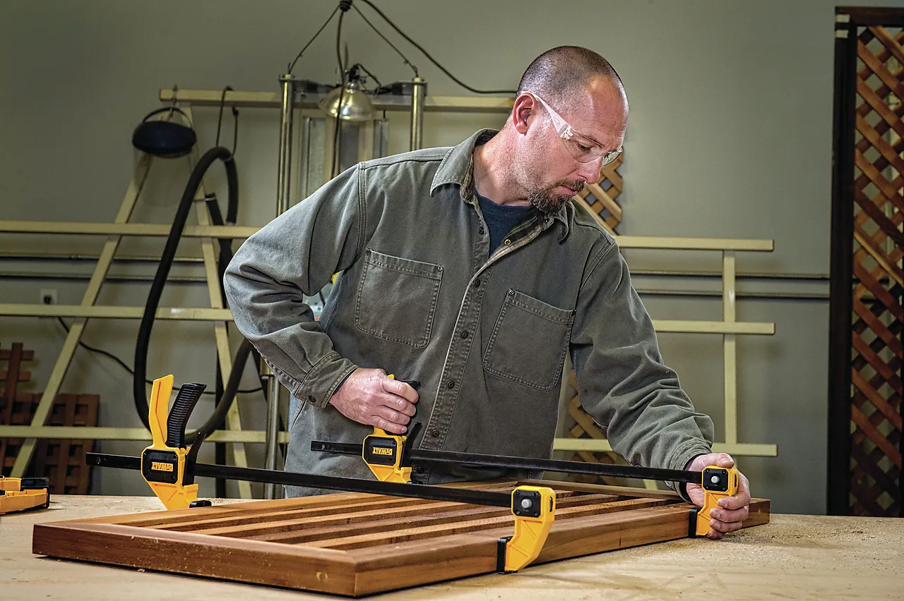 DEWALT Tvinge 600 mm, 135 kg klemkraft null - null - 2 - Miniatyr