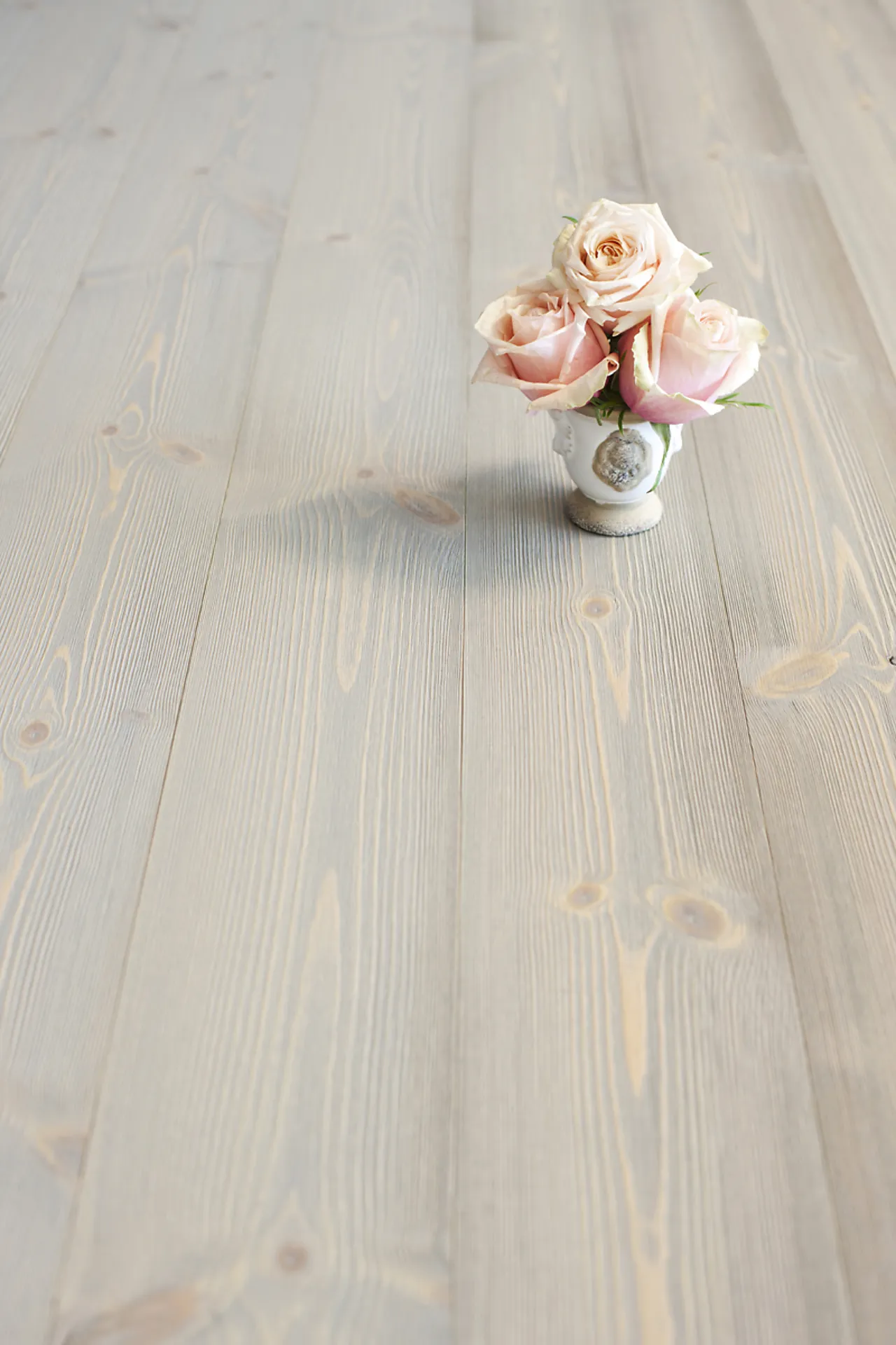 Heltregulv Furu Andes Børstet 25x162 mm Heltregulv Furu Andes Børstet 25x162 mm