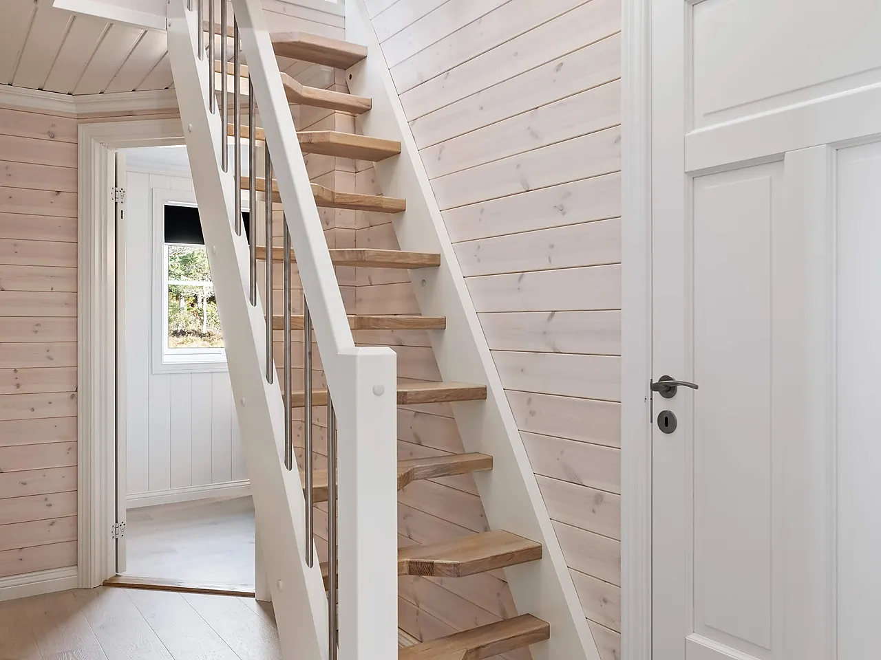 Sprekkpanel (glattpanel) 14x120 mm hvitlasert furu null - null - 3 - Miniatyr