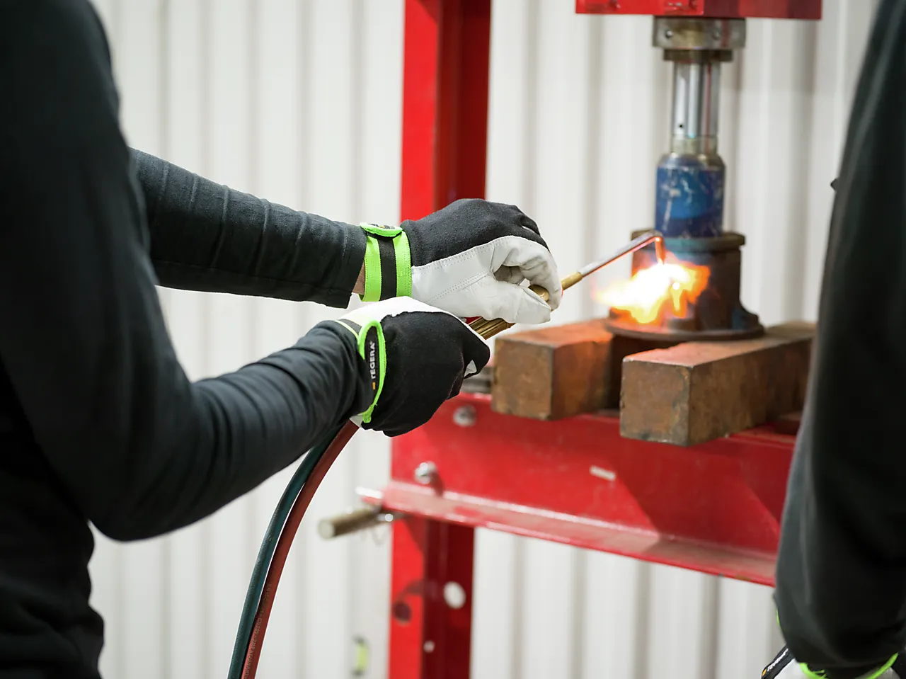 Lærhanske 513 11 tegera