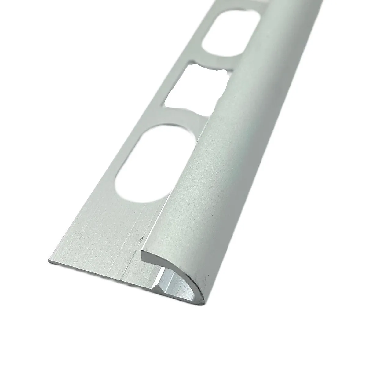 Hjørnelist alu sølv eloksert 10mm Hjørnelist alu sølv eloksert 10mm