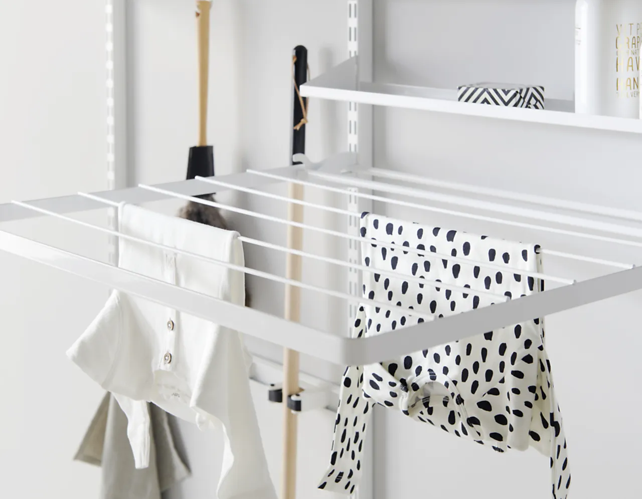 Elfa tørkestativ nedfellbart 60 hvit Elfa tørkestativ nedfellbart 60 hvit