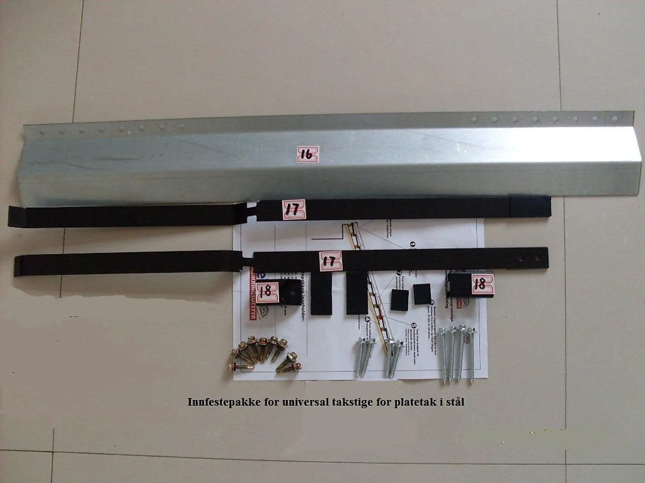 Innfeste  itt 508 takplate so mepro sort innfeste til platetak