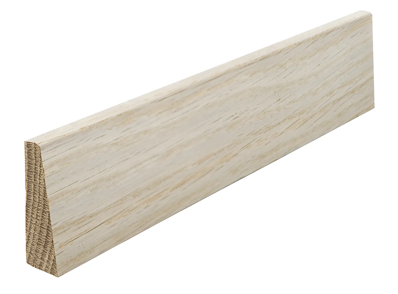 Eik 12x050 gulvl skrå prof vanilla gulvlist skrå lakkert vanilla