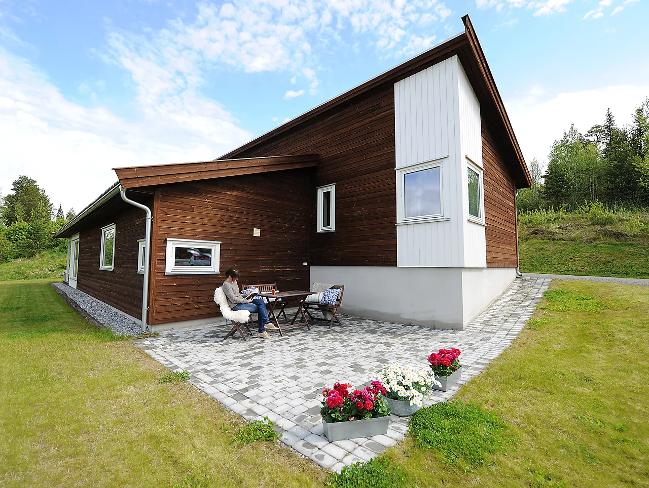 Kledning rektangulær royalimpregnert furu brun 22x148 mm Kledning rektangulær royalimpregnert furu brun 22x148 mm