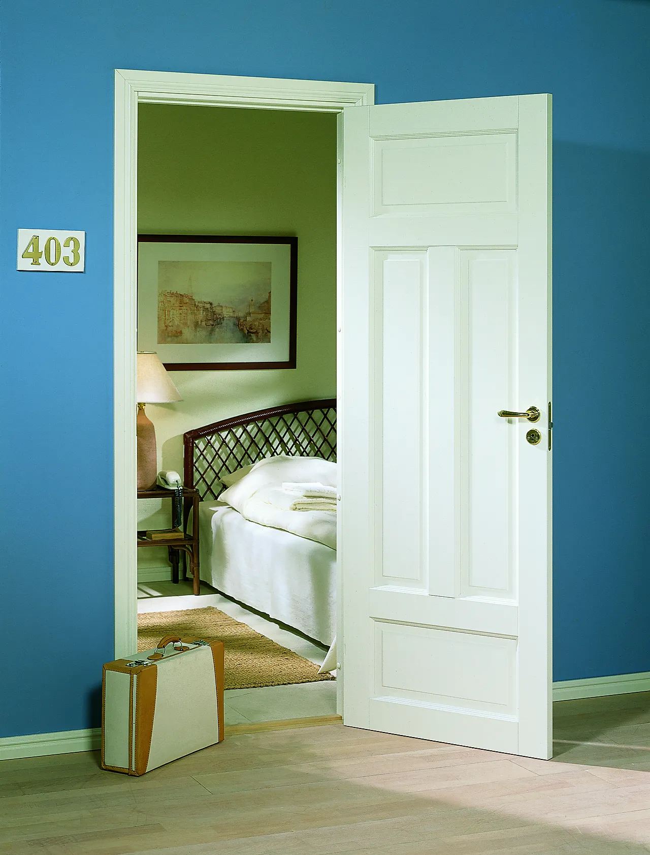 Dørbl craft 04n 8x20 hvit malt klassisk fyllingsdør