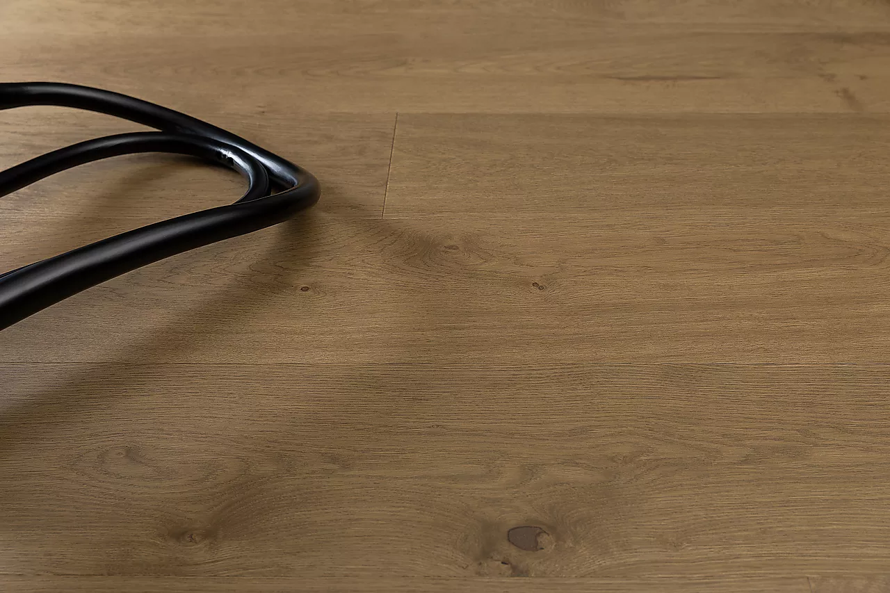 Gulv  herdet tre  gantoftamattlakk 1-stav bredde 20,8cm