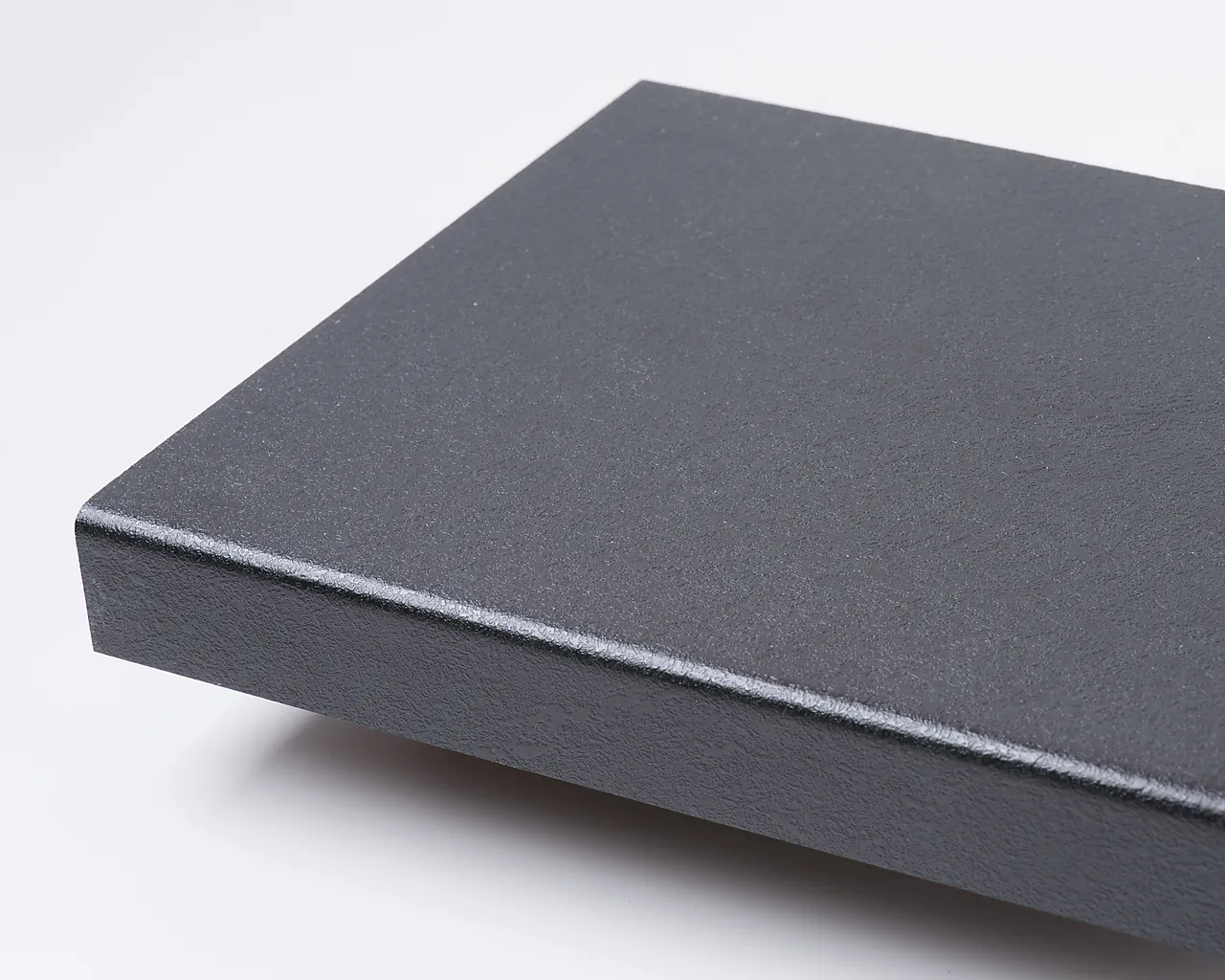 Sisternetopp 1049 svart trento postform 29x300x1500