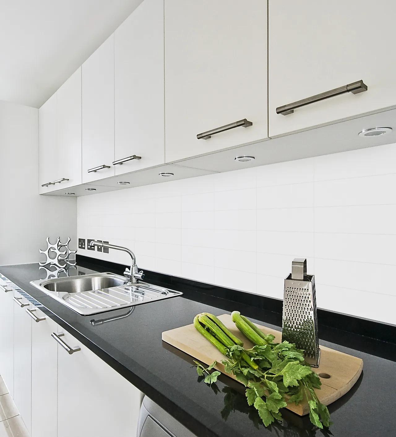 Kjøkkenplate hvit snø 10x30hvit snø 120x60 2,20 pla0,72m2 null - null - 2 - Miniatyr