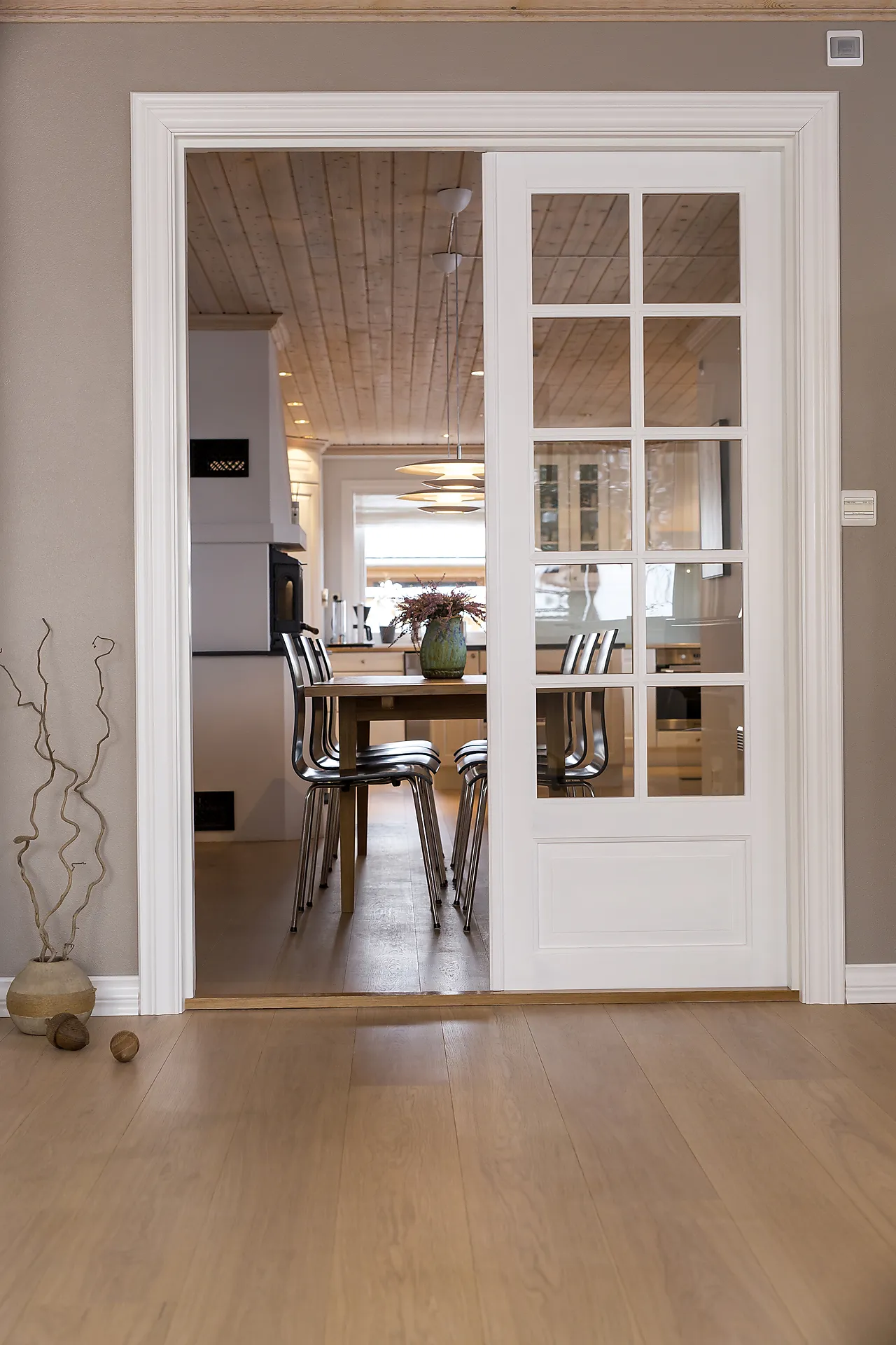 Karmlist furu profilert CW114 hvit bomull S0502-Y 21x95x4400 mm null - null - 2 - Miniatyr