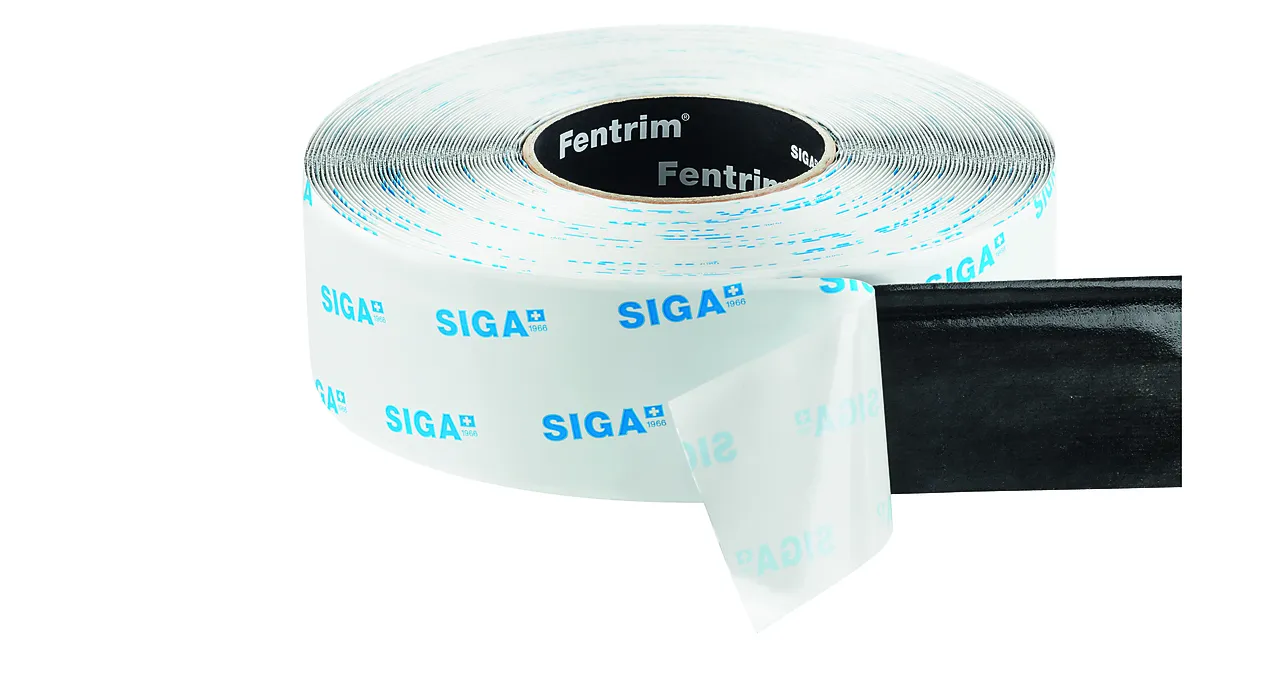 Tape fentrim til utendørs bruk 75 mm x 25 meter Tape fentrim til utendørs bruk 75 mm x 25 meter