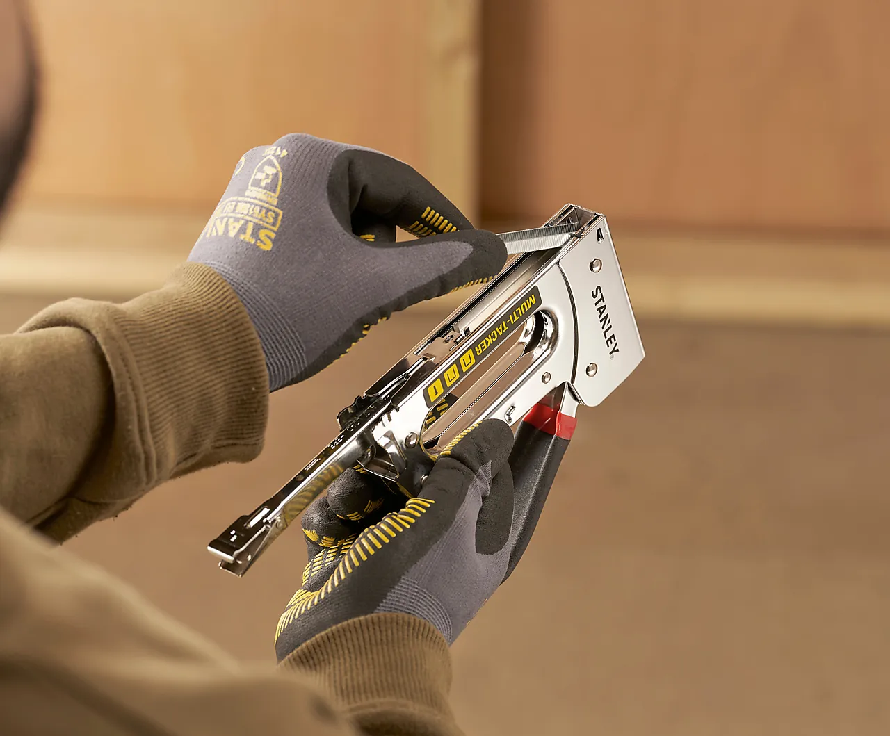 Stiftepistol 2-I-1 stift/spik EU CC 6-TR120