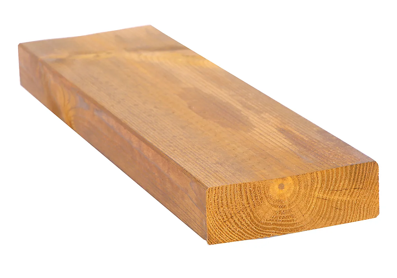 Konstruksjonsvirke justert furu royalimpregnert oker 36x148 mm