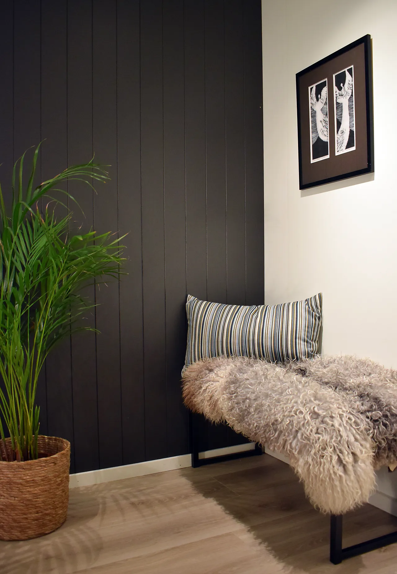 Veggplate MDF fas sort dempet 11x620x2390