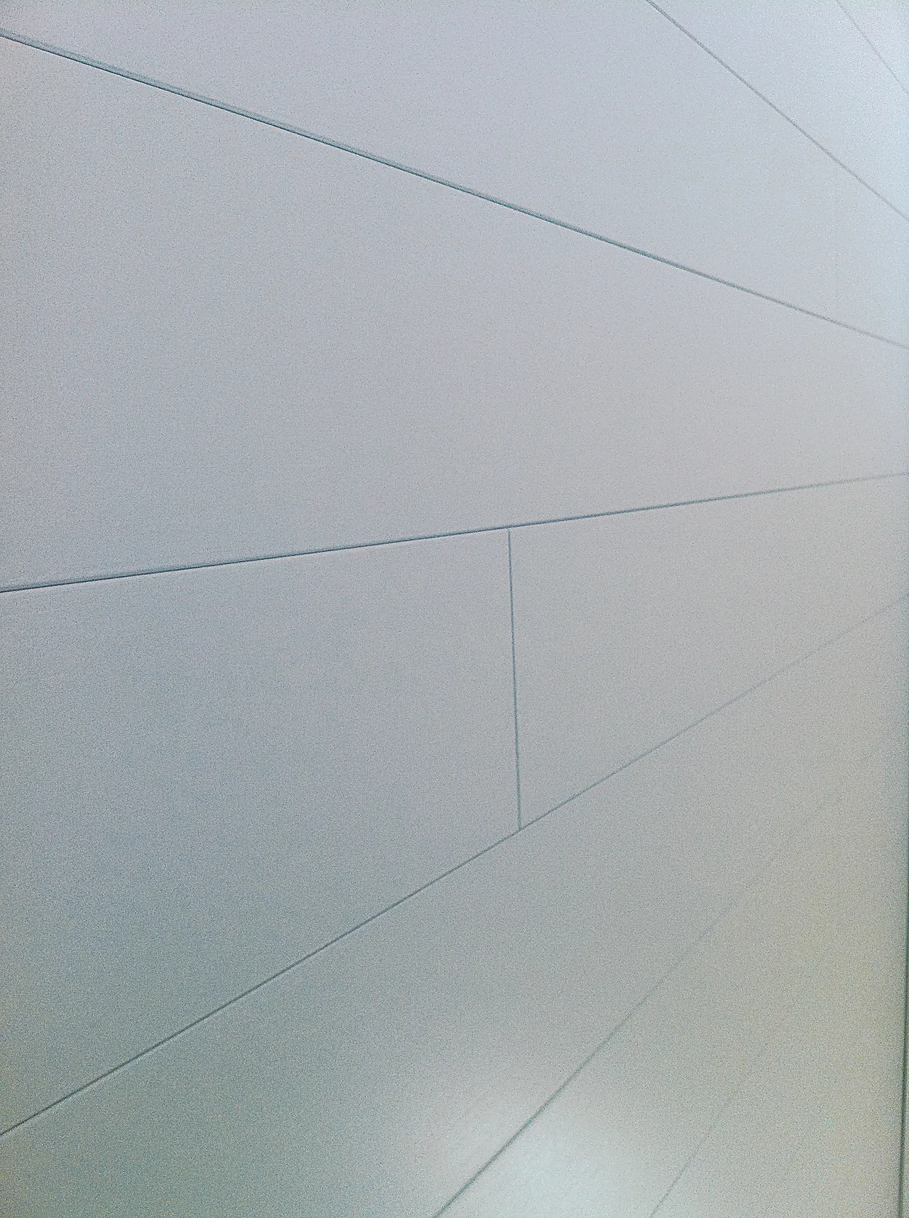 Huntonit trefiber panelb v-fas hv 142 11x142x2420 pk=1,8m2 netto s 0502-y