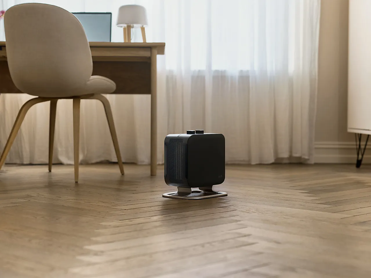 Vifteovn sort 1800 Watt CUS1800MECBA null - null - 3 - Miniatyr