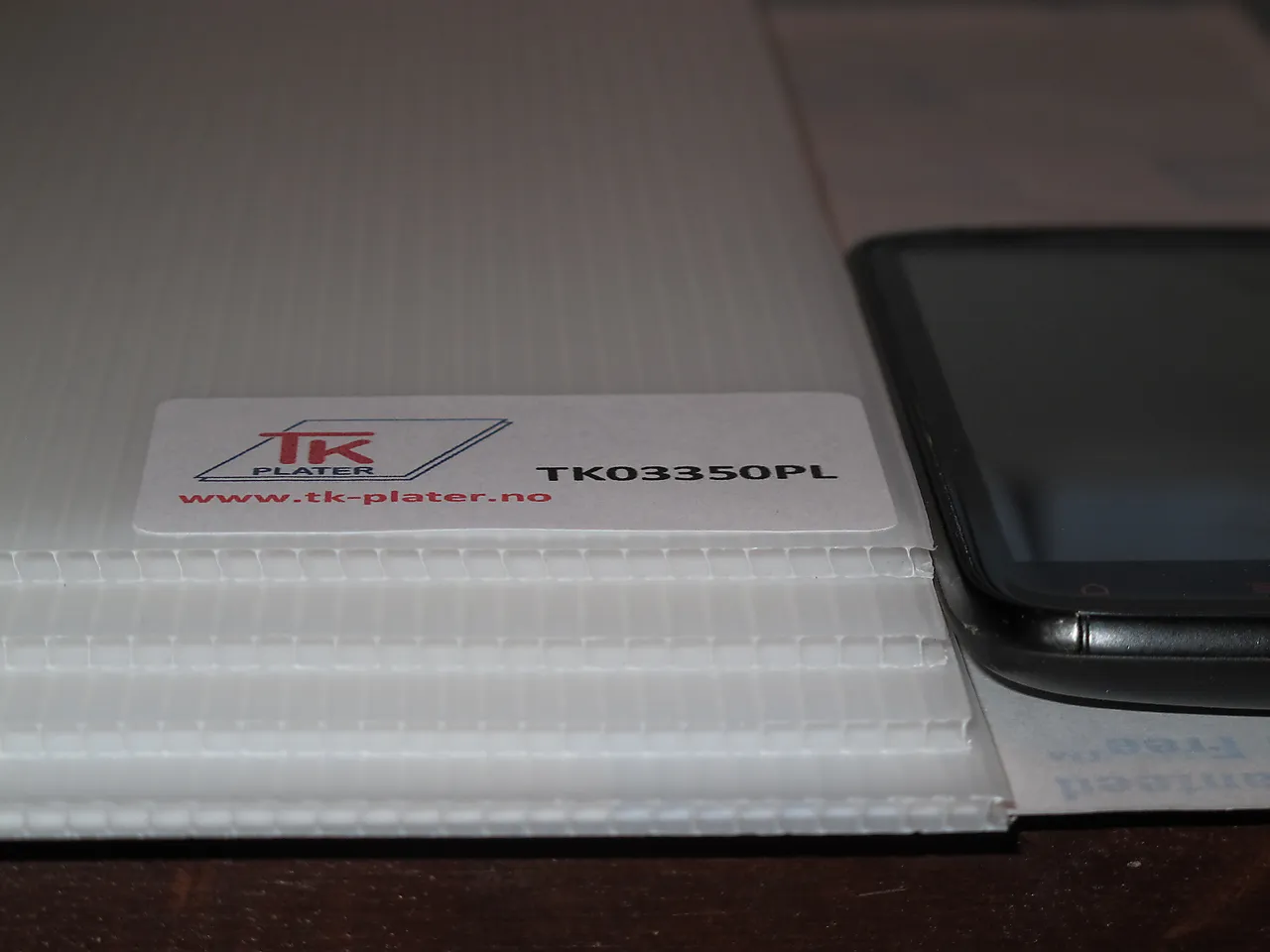 Plate tildekking 3mm 1,2x2,4m 350 tk plate, vekt 1,01kg/plate