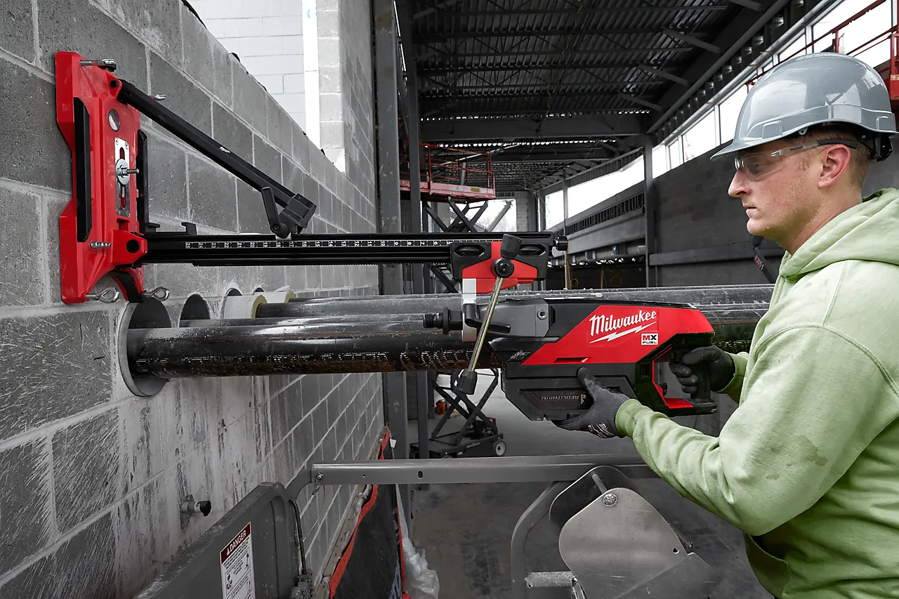 Milwaukee diamantkjernebor MX FUEL batteridrevet DCD150302CKIT null - null - 2 - Miniatyr