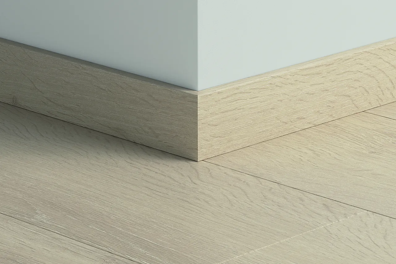 Sokkellist vinyl 2400x12x58mm beige washed oak