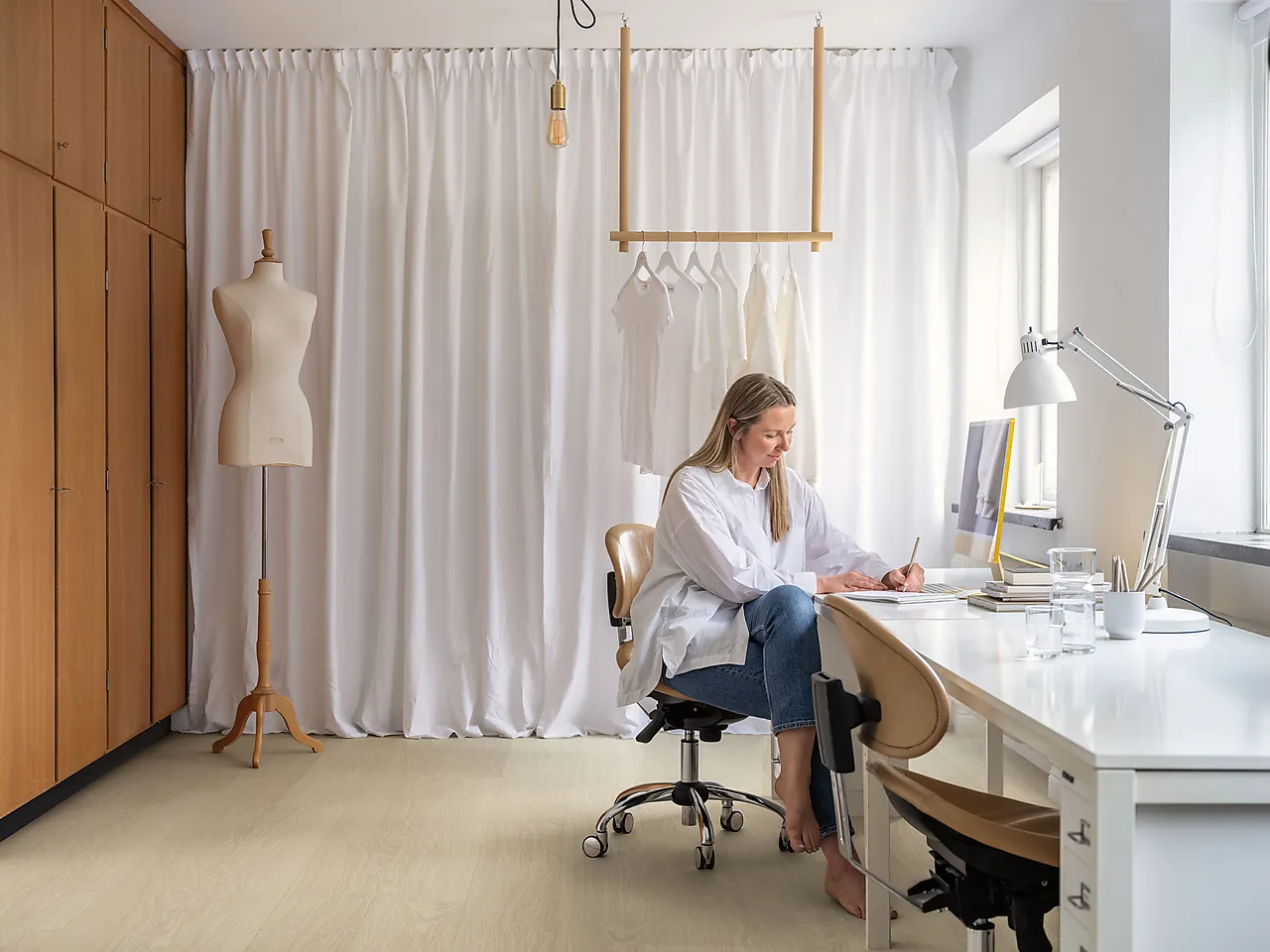 Vinylgulv Pergo Lysefjord Pad Pro Light Danish Oak