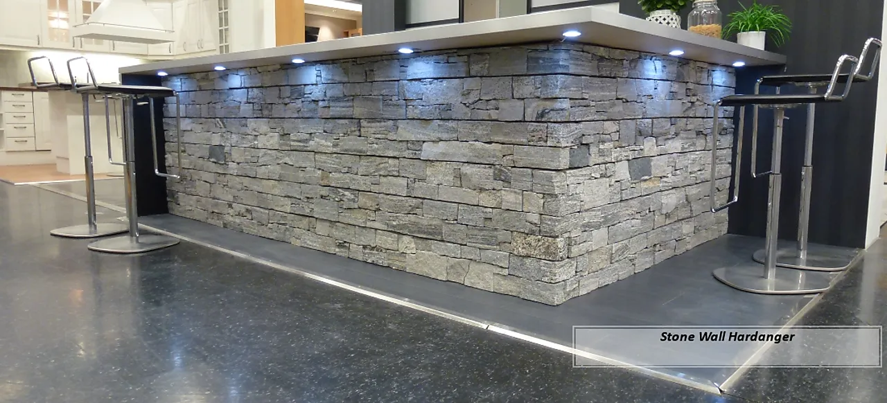 Forbl.stein  sw hardanger innv hj stone wall hardanger innv hjørne null - null - 3 - Miniatyr