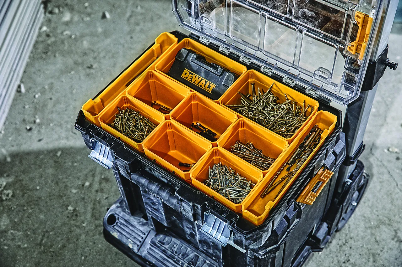 Oppbevaringskoffert dwst82968-1 mål 332x440x145 mm