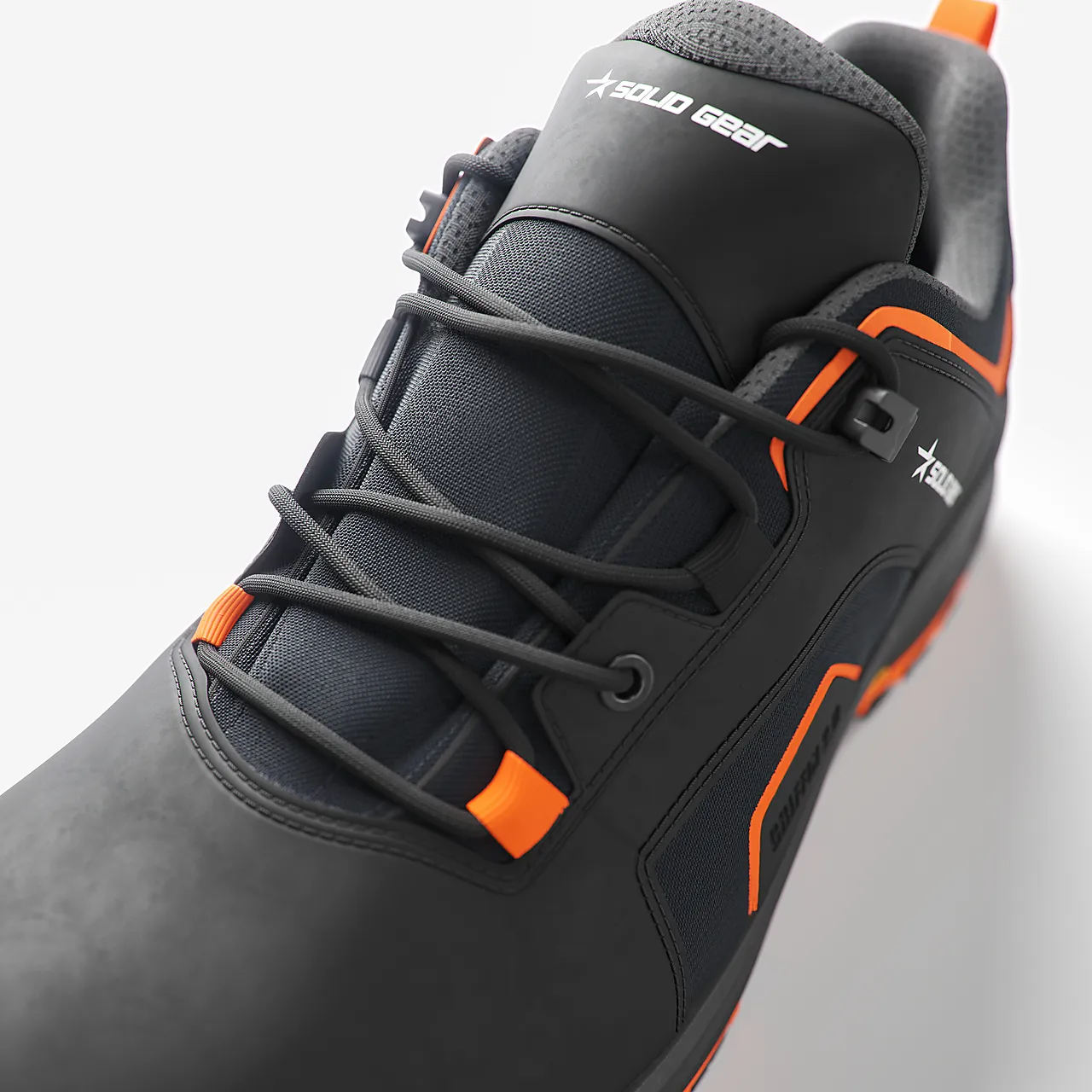 Vernesko griffin 2 low sort/oran 42 solid gear