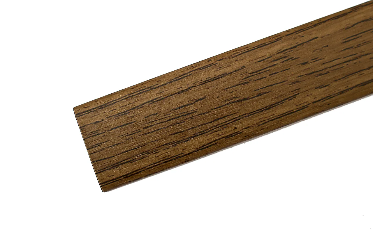 Nivålist eik brun foliert