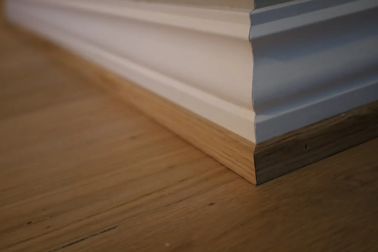 Eik 09X090 Feielist 1 Lm  Lakk null - null - 2 - Miniatyr