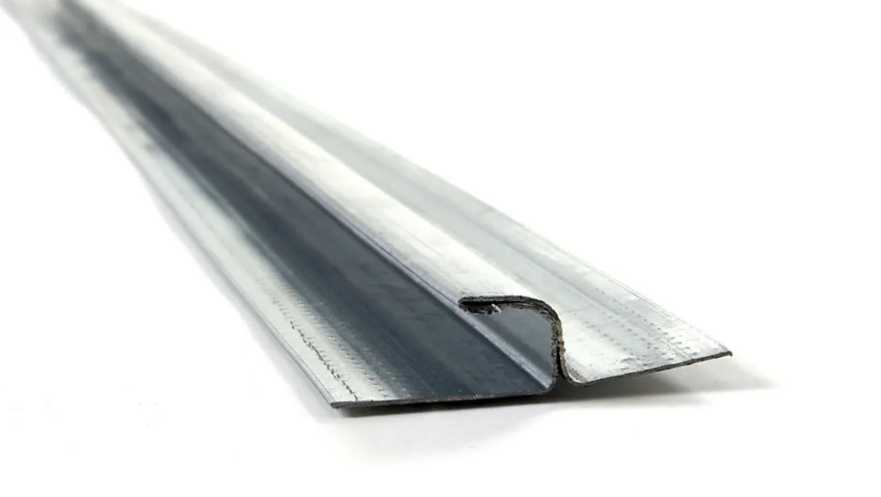 Stålstender profil VT-K 3000 MM Stålstender profil VT-K 3000 MM