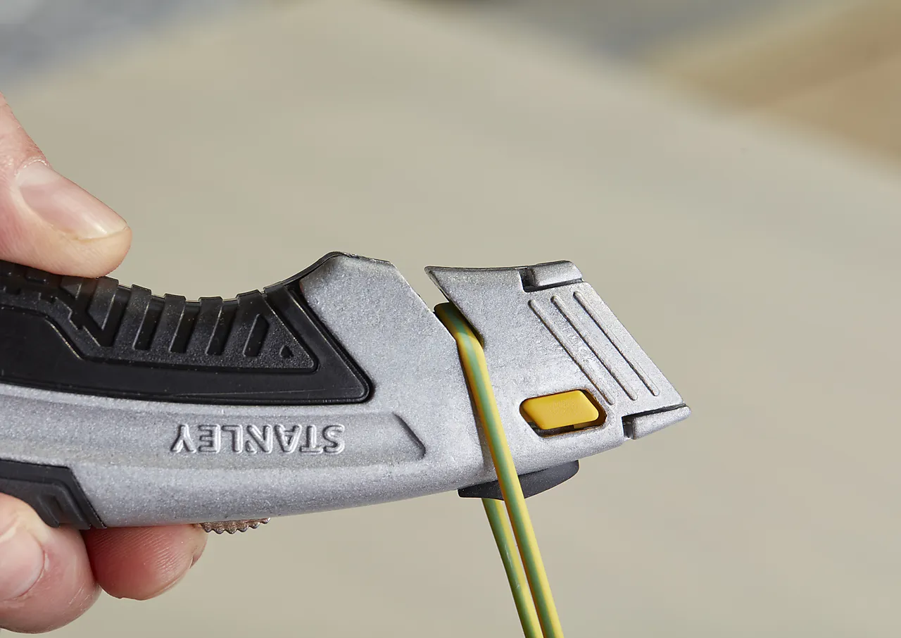 Kniv instant change med kvikk-skift skyvbart blad Kniv instant change med kvikk-skift skyvbart blad