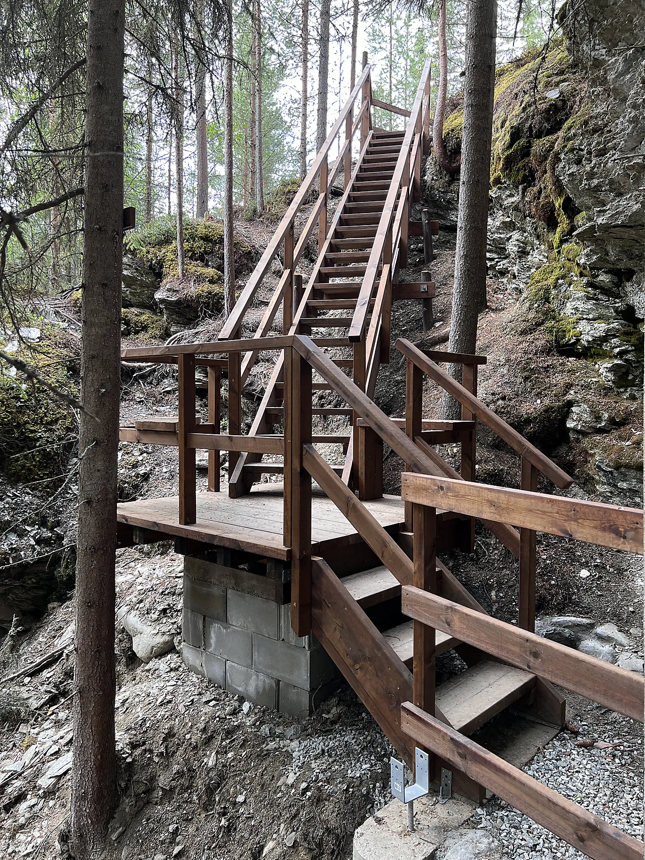 Furu 48x148 k-virke c-24 royal brun arb k-v 48x148 null - null - 3 - Miniatyr