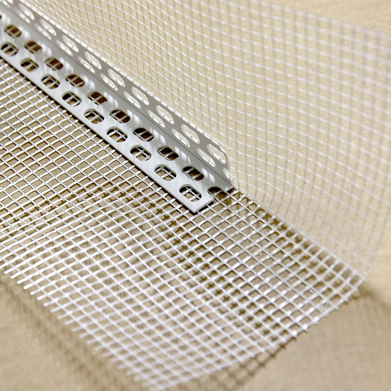 Heydi Armeringshj Plast M/Nett 2,5M Armeringshjørne For Puss Heydi Armeringshj Plast M/Nett 2,5M Armeringshjørne For Puss