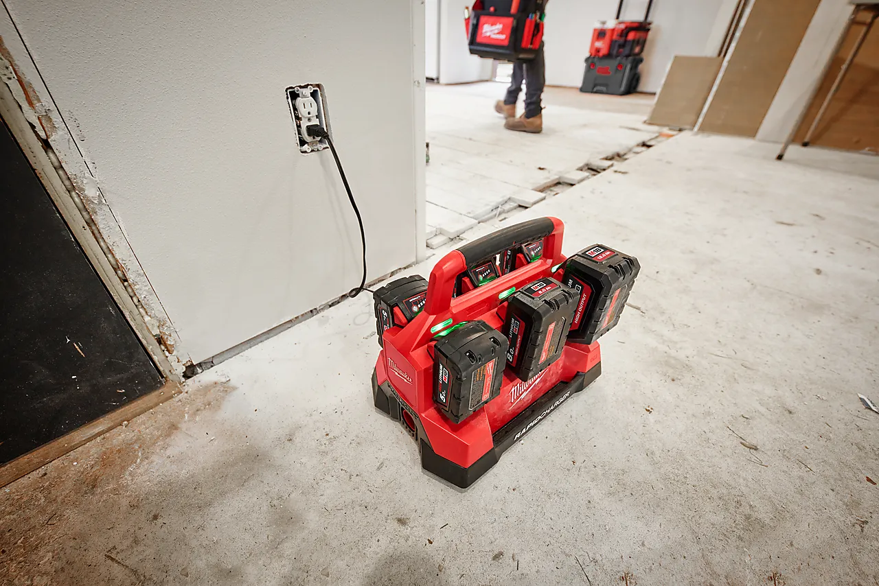 Milwaukee lader M18 PC6 null - null - 2 - Miniatyr