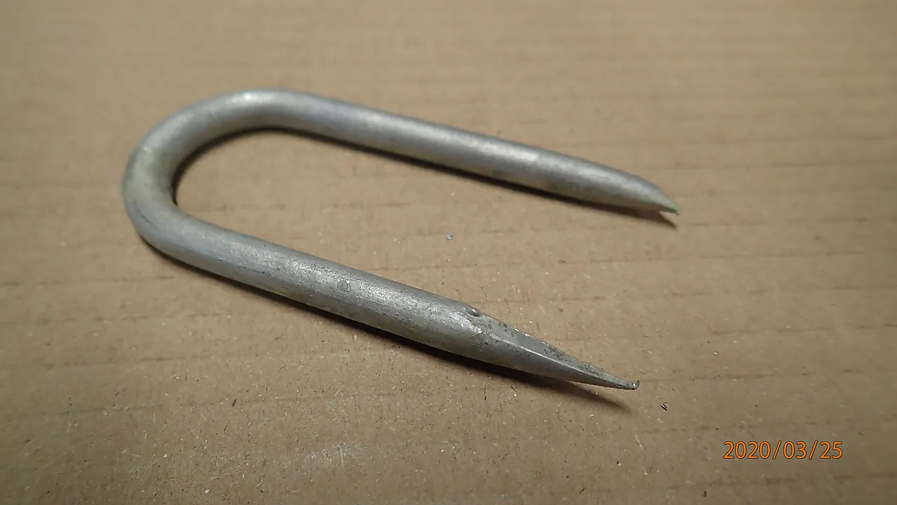 Krampe 50 pakn 1/4 x 5