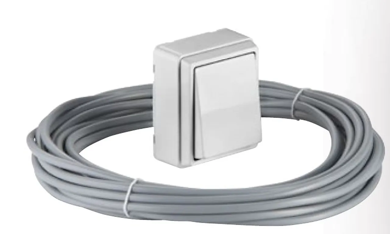 Trykknapp innvendig med ledning