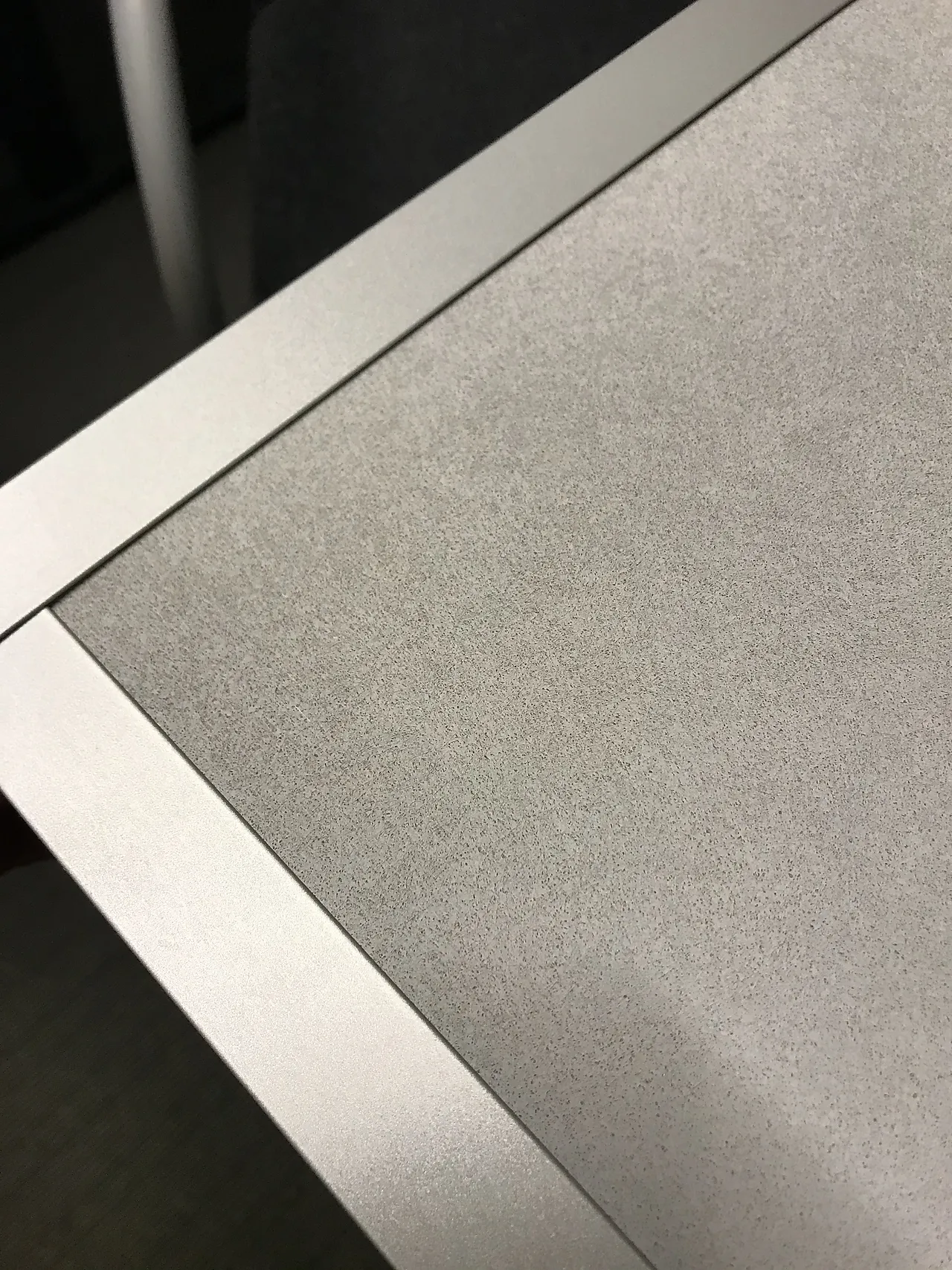 Himl pl glava komet a 17x600x600mm grå