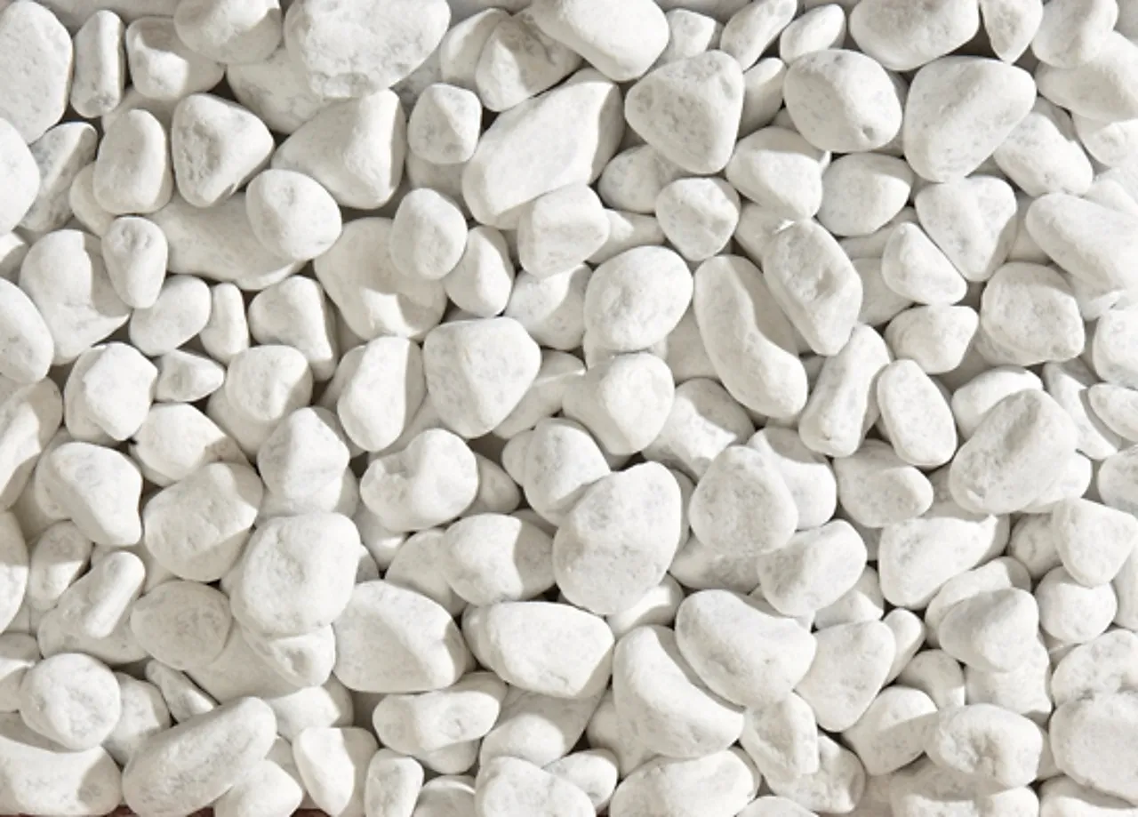 Dekorstein tromlet hvit 25-40 mm 20 kg Dekorstein tromlet hvit 25-40 mm 20 kg